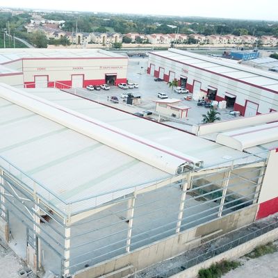 อาคารคลังสินค้า Prefab สะอาด Hot Dip Galvanized อาคารคลังสินค้าขนาดใหญ่
