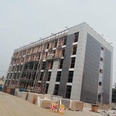 โครงสร้างโลหะ Prefabricated ทนต่อแผ่นดินไหว โครงสร้างเหล็ก OEM
