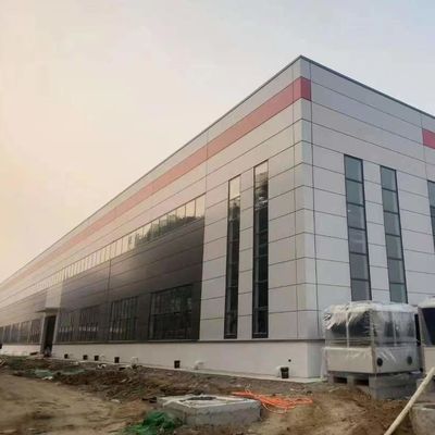 สร้างโรงงานโครงสร้างสแตนเลส Prefab สแตนเลสกระปุกร้อนตามต้องการ