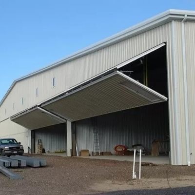 ODM โครงสร้างสแตนเลส แฮงเกอร์ โมดูลารีสตันท์ต่อการละลาย แฮงเกอร์เครื่องบิน Prefab