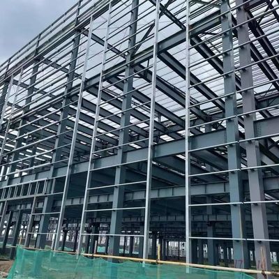โครงสร้างคลังสินค้าโลหะ Prefab กันสนิม OEM With Portal Frame