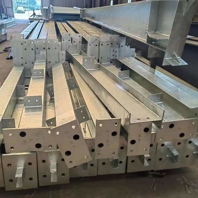 โบลท์เชื่อมเหล็ก บ้าน Prefabricated Q355B บ้าน Prefab โลหะ