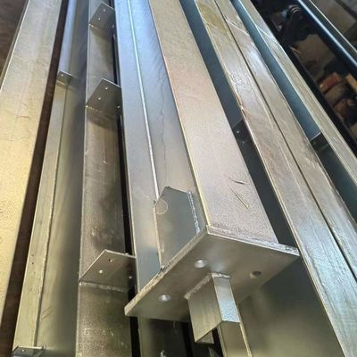 โบลท์เชื่อมเหล็ก บ้าน Prefabricated Q355B บ้าน Prefab โลหะ