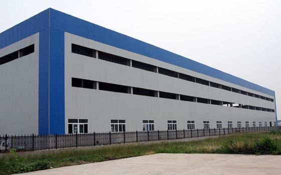 จีนที่กําหนดเอง โครงสร้างเหล็ก Prefabricated โรงงานโกดัง