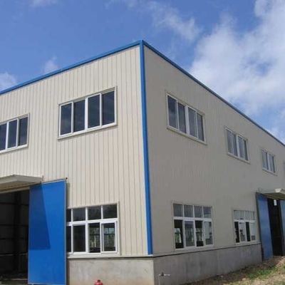 จีนที่กําหนดเอง โครงสร้างเหล็ก Prefabricated โรงงานโกดัง