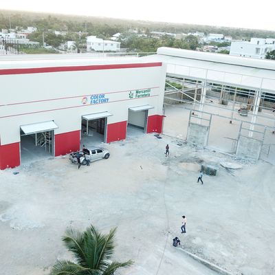อาคารคลังสินค้า Prefab สะอาด Hot Dip Galvanized อาคารคลังสินค้าขนาดใหญ่